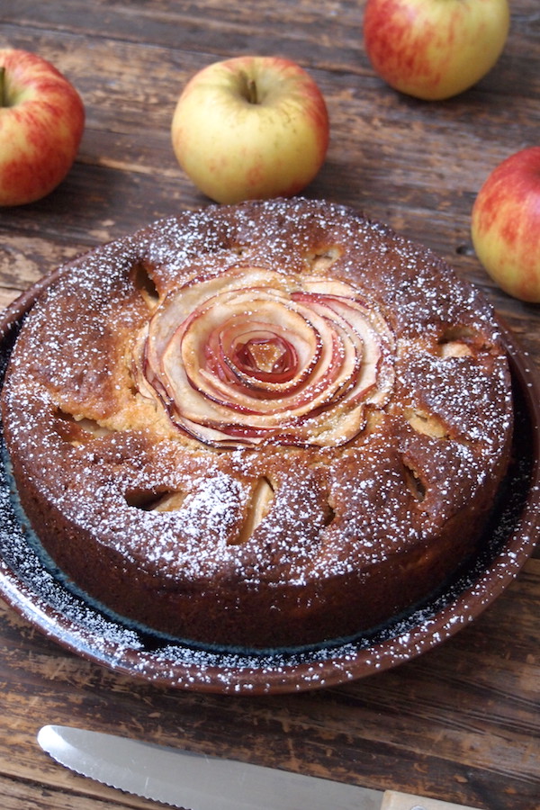 Gâteau aux pommes comme une fleur / Paris dans ma cuisine