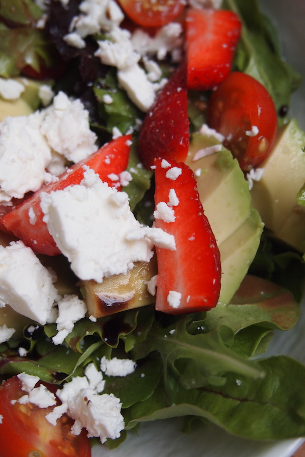 Salade healthy fraise et avocat